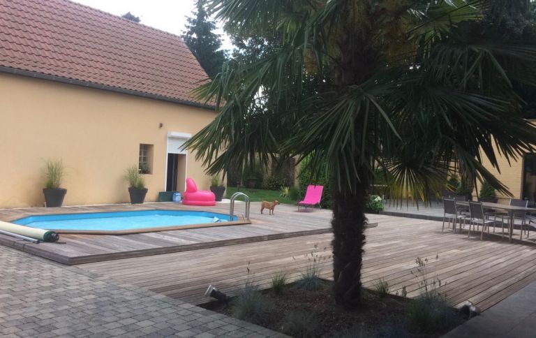 Ensemble immobilier compose de deux maisons sur 1900m2 - Ref.INV381