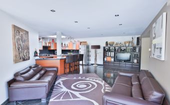 Ensemble immobilier compose de deux maisons sur 1900m2  ... - Image 14